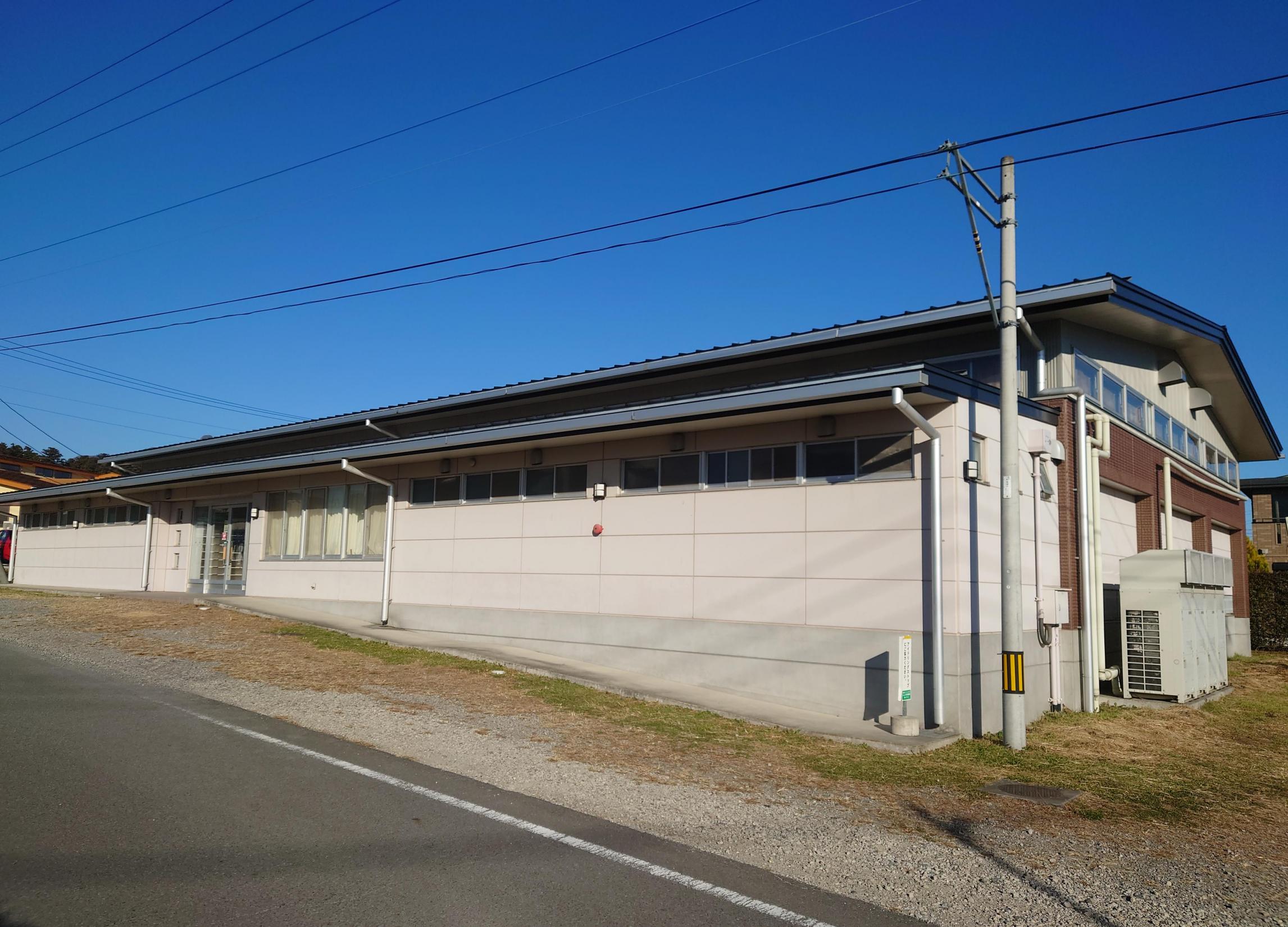 地区体育館屋外