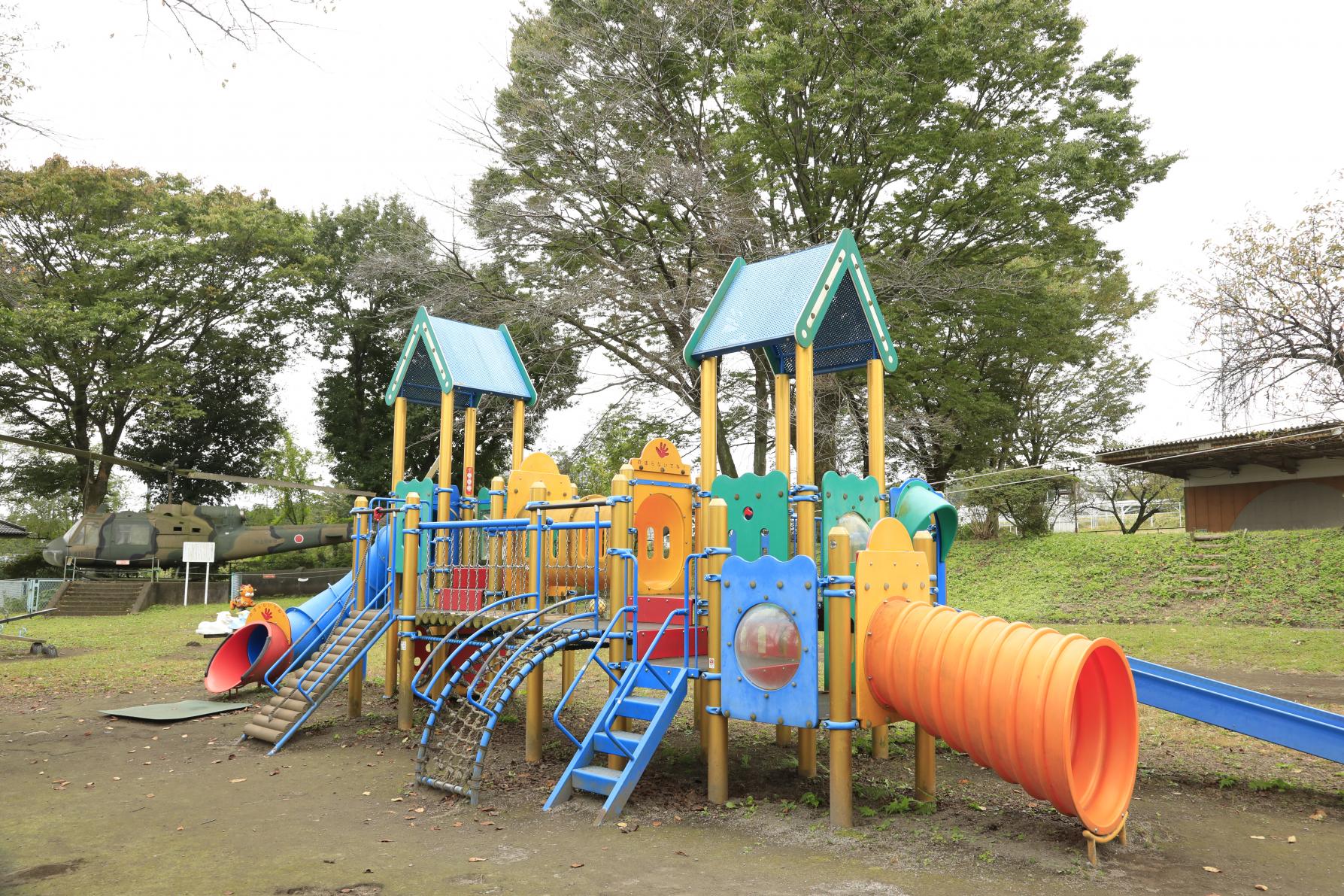 複合遊具(アスレチック) 複合遊具(アスレチック)