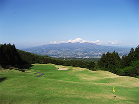 霞山カントリー倶楽部